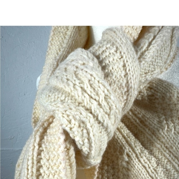 Hand Woven 100% Irish Wool Cable Knit Fringe Scarf, Cream, 9 in x 63 in. - Picture 2 of 11
